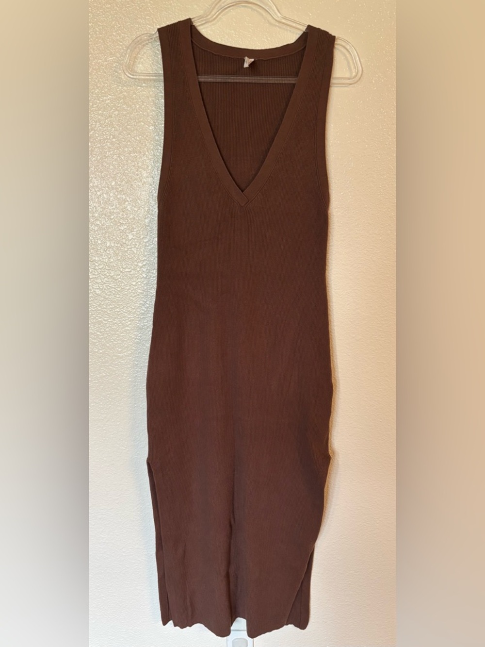ANTHROPOLOGIE Daily Practice Slim V Neck Ribbed Dress in Brown (NO UNDER TOP) - Picture 2 of 6